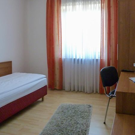 City Hotel Waldkraiburg Bagian luar foto