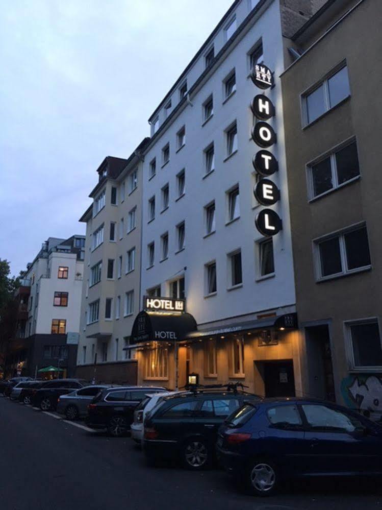 City Hotel Waldkraiburg Bagian luar foto