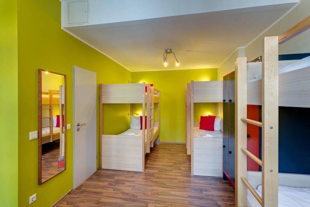 City Hotel Waldkraiburg Bagian luar foto